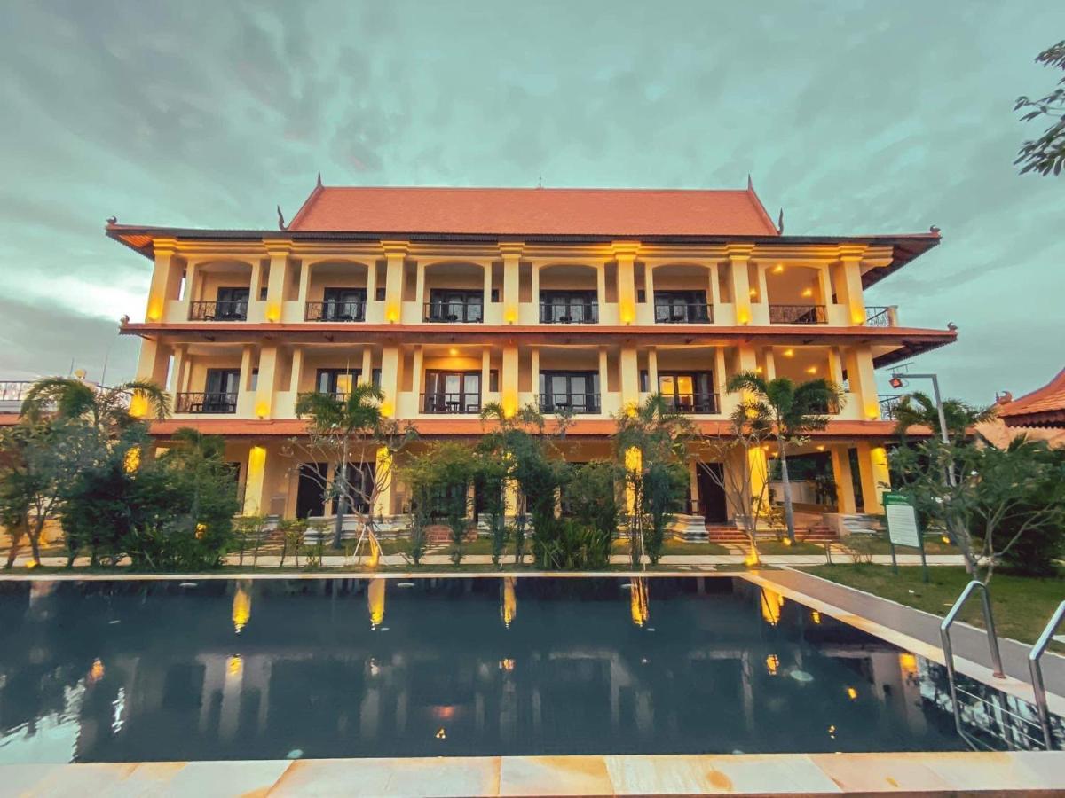 Savada Angkor Boutique Hotel Siem Reap Bagian luar foto