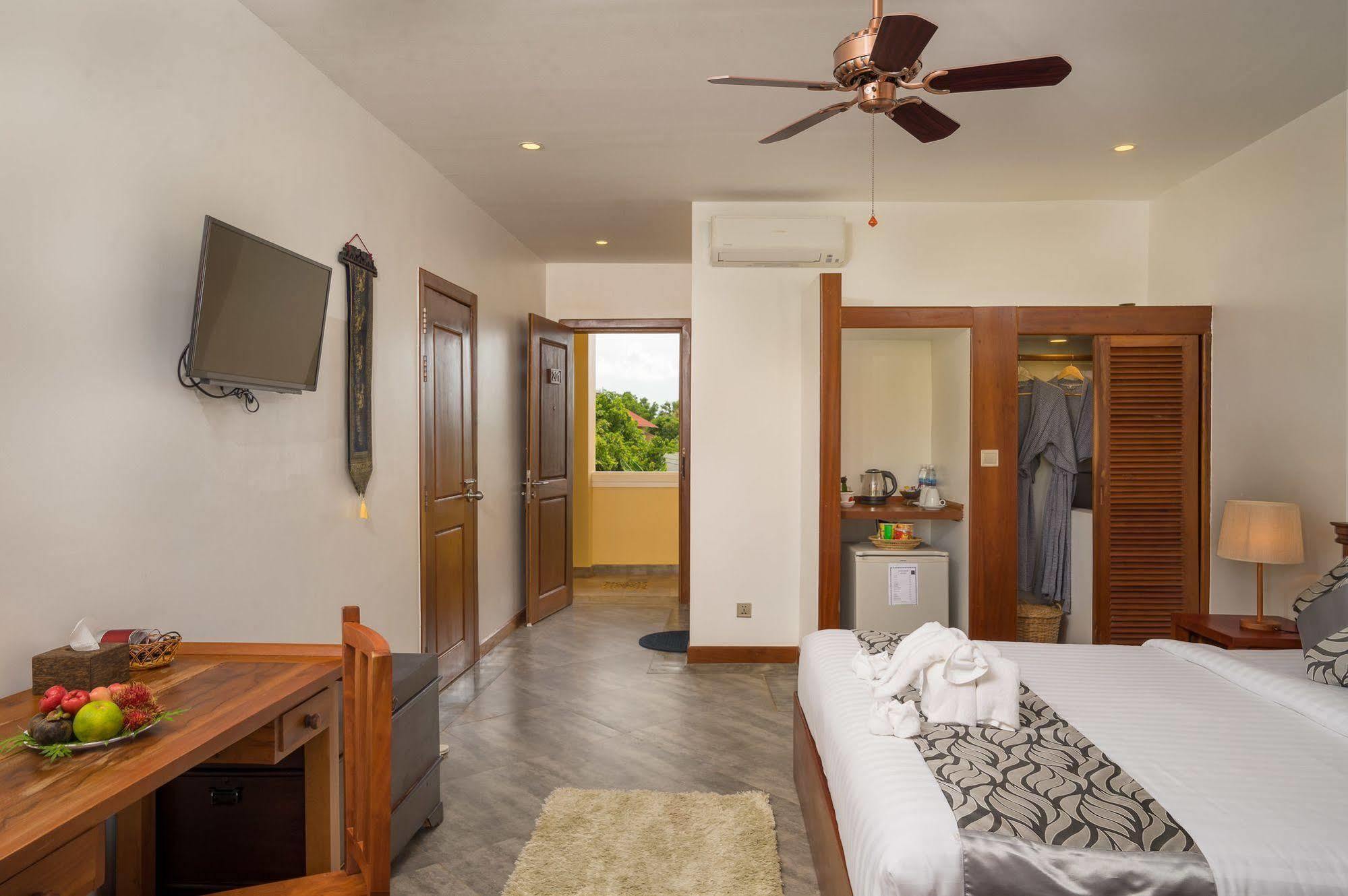 Savada Angkor Boutique Hotel Siem Reap Bagian luar foto