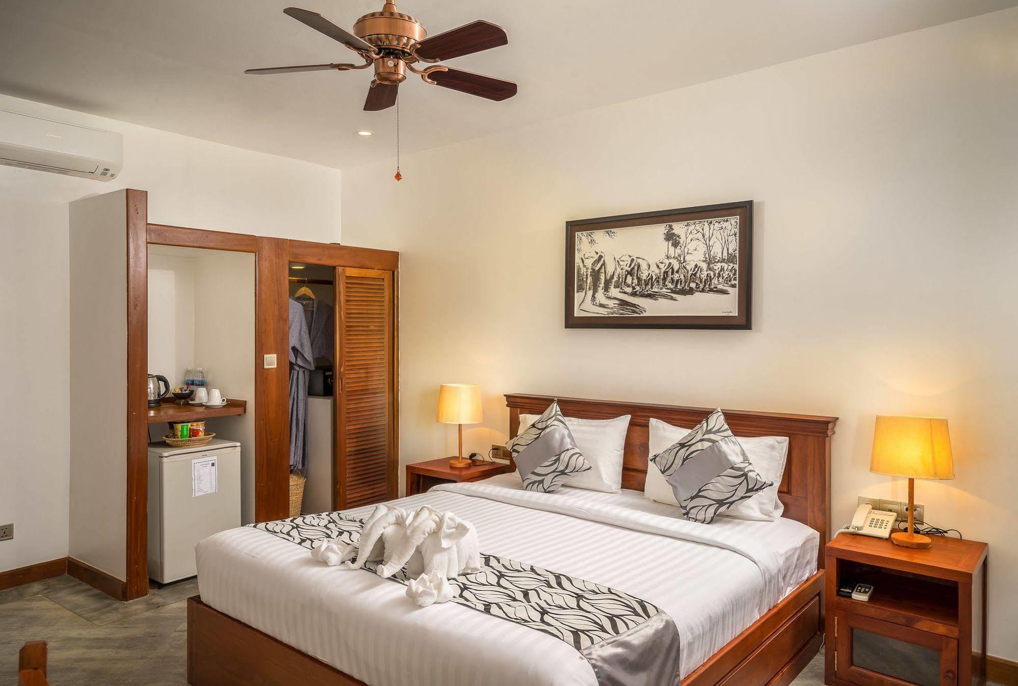 Savada Angkor Boutique Hotel Siem Reap Bagian luar foto