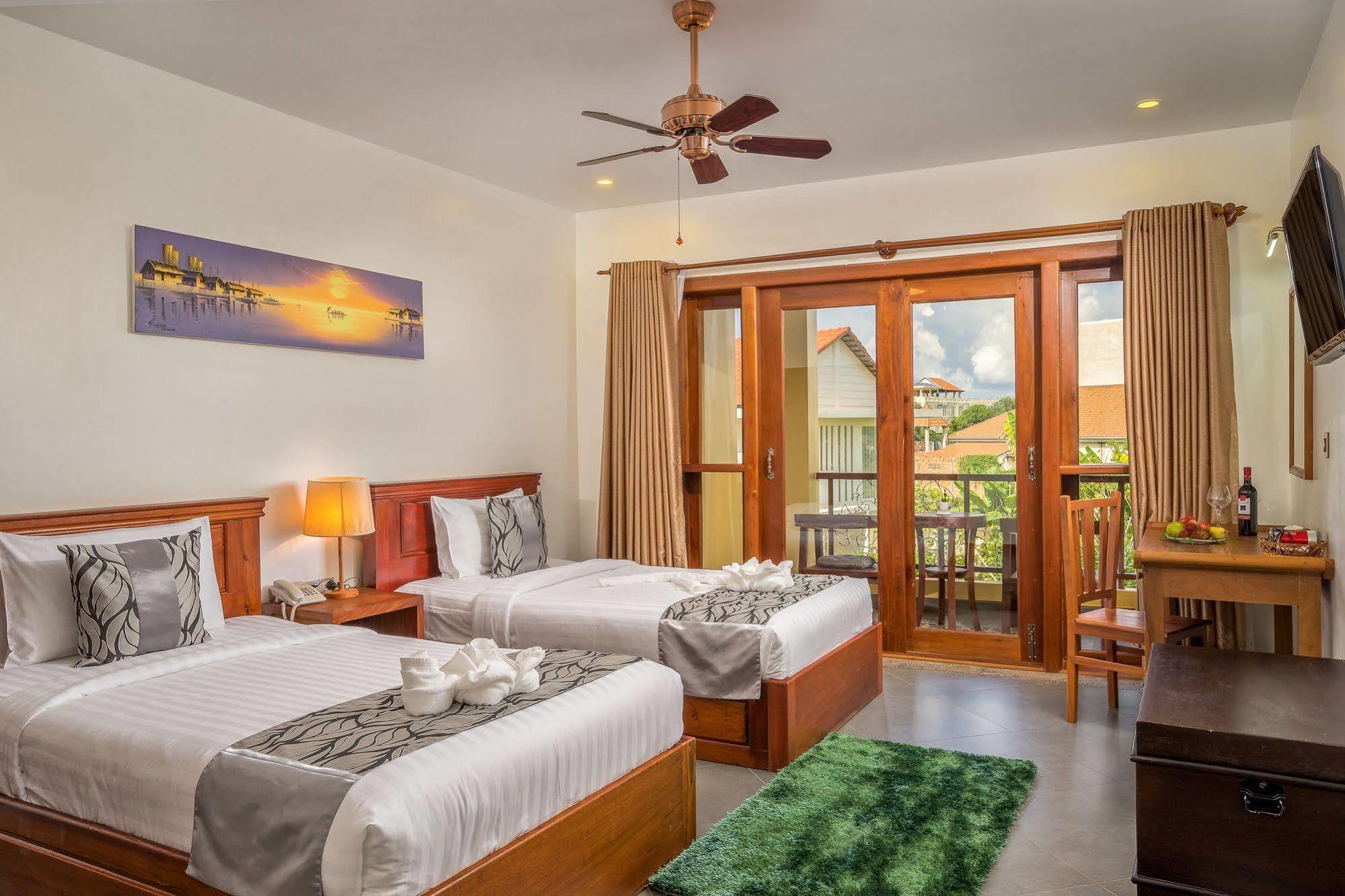 Savada Angkor Boutique Hotel Siem Reap Bagian luar foto